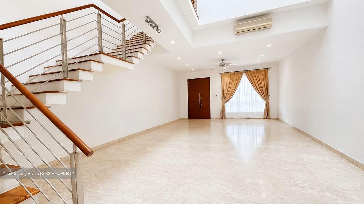 Chuan Loft (D19), Terrace #580722031